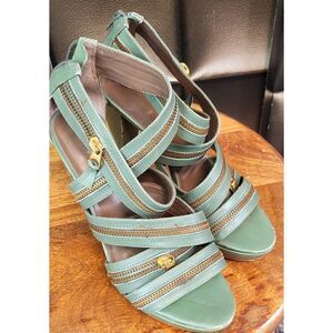 Pour la Victoire heels 9